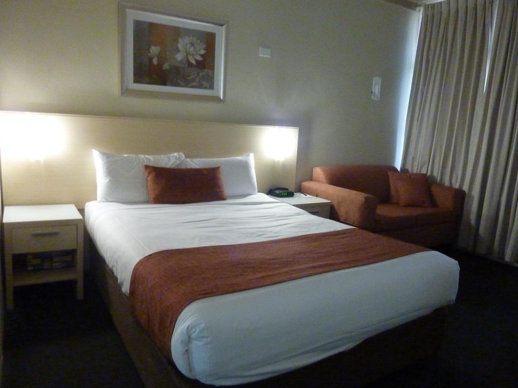 Ashfield Philip Lodge Motel Sydney Kültér fotó