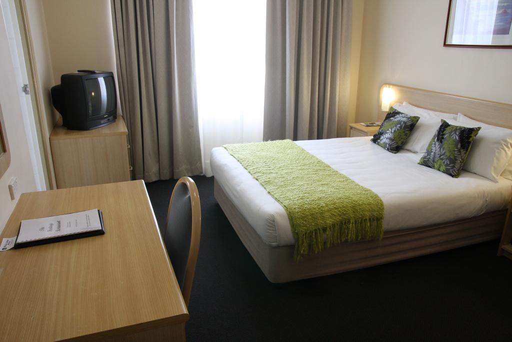 Ashfield Philip Lodge Motel Sydney Kültér fotó
